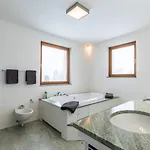 Apartment Chasa La Tschuffa