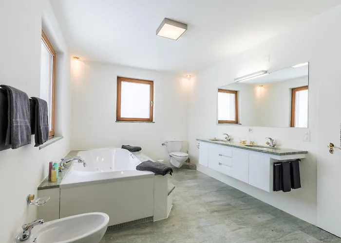 Chasa La Tschuffa Tarasp