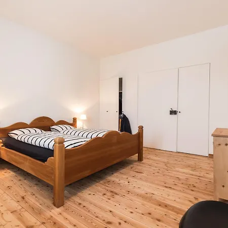 Apartment Chasa La Tschuffa *